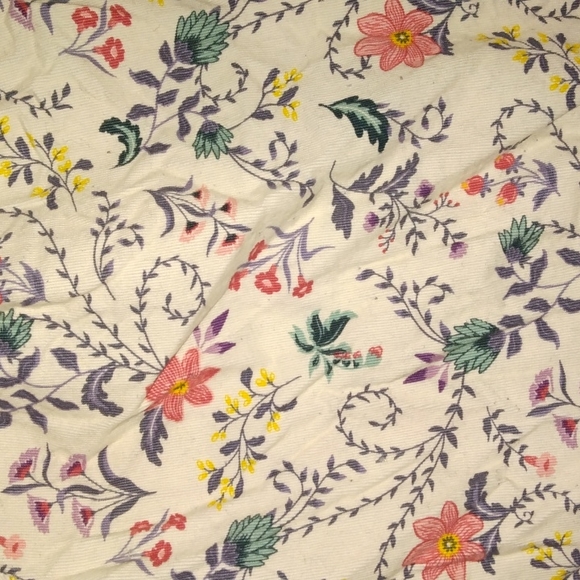 Gap dress flower pattern 3/4 sleeves size 3T and Disney dress nature pattern 3T - Picture 4 of 17